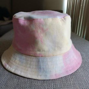 ZARA Tie-dye Bucket Hat -size M